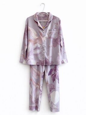 Lavender Floral Button-Up Pajama Set – Size Small GUC *Flaw